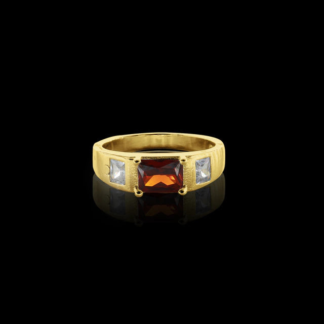 Anel Pedra Vermelha Cravejado - Banhado a Ouro 18K