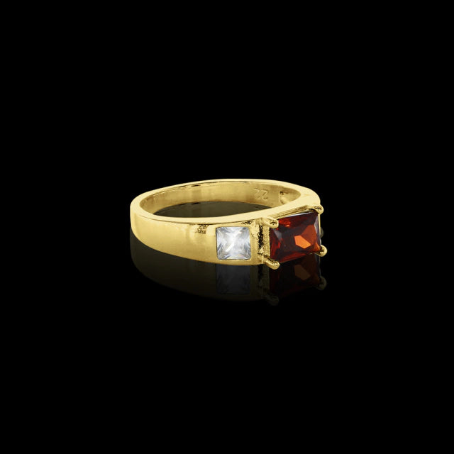 Anel Pedra Vermelha Cravejado - Banhado a Ouro 18K
